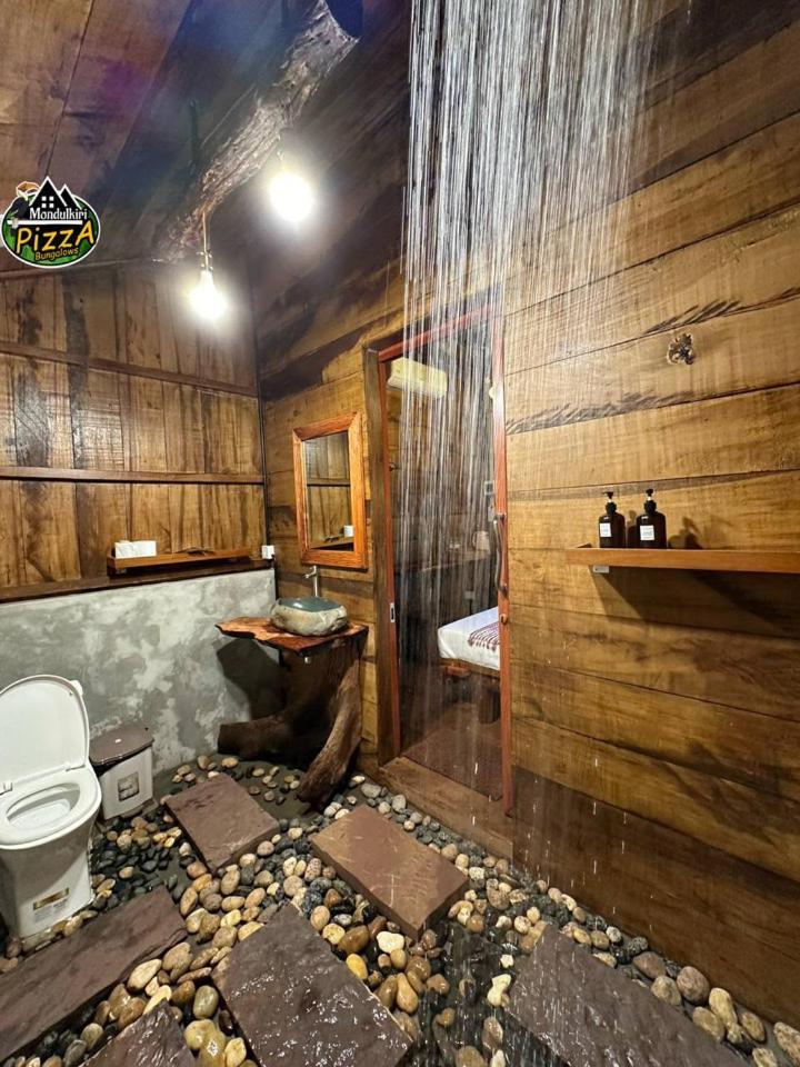 Mondulkiri Pizza Bungalows Sen Monourom Bagian luar foto
